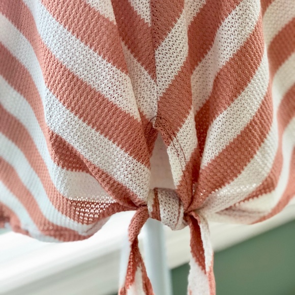 🆕 ❗️LAST ONE❗️SB GLAM PEACH AND WHITE STRIPE TOP - Picture 3 of 6